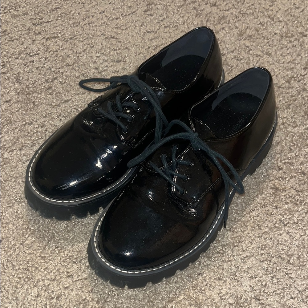 Forever 21 Black Loafers with Patent Leather Finish